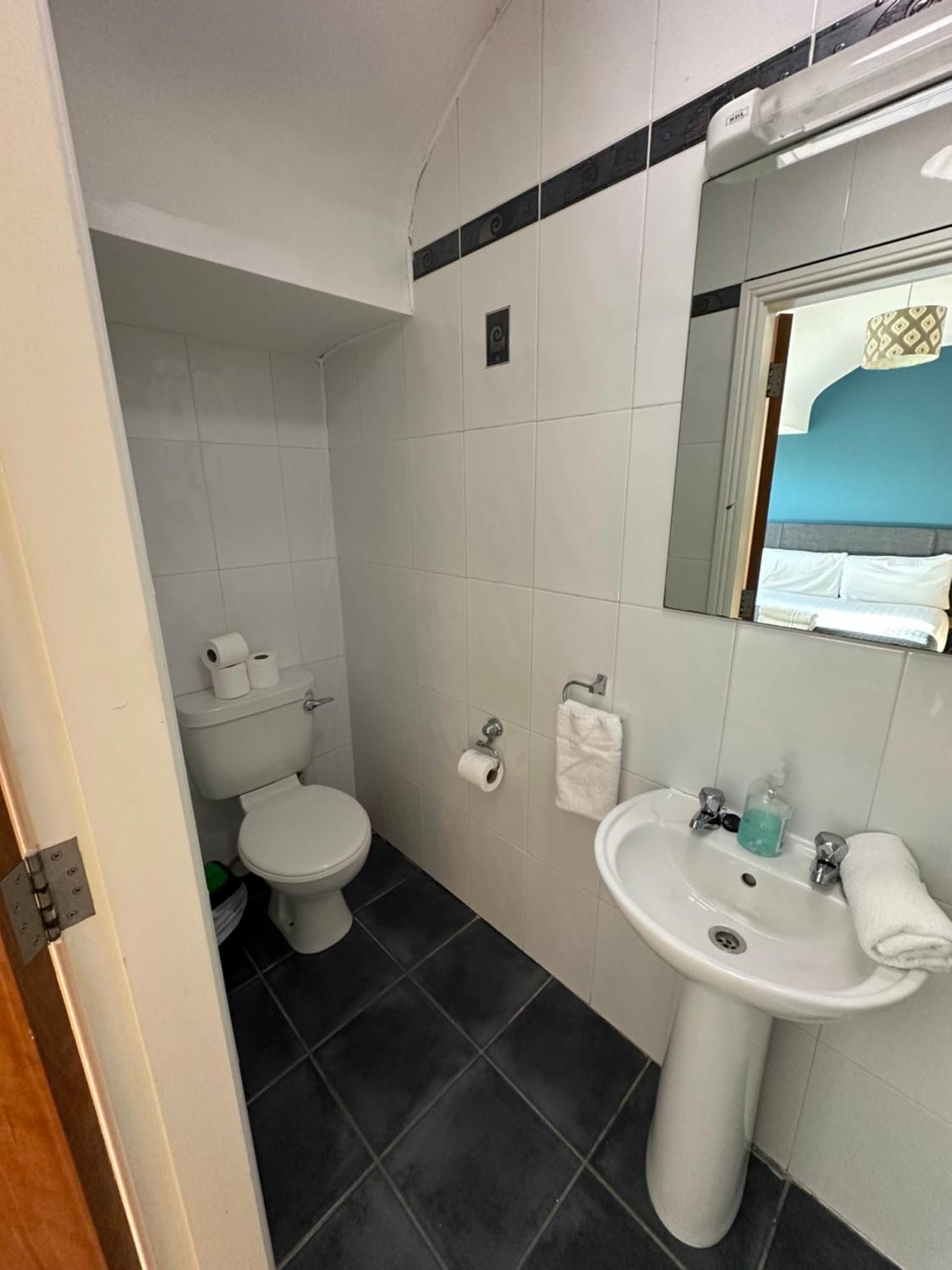 Waterlane Apartments Galway Kültér fotó