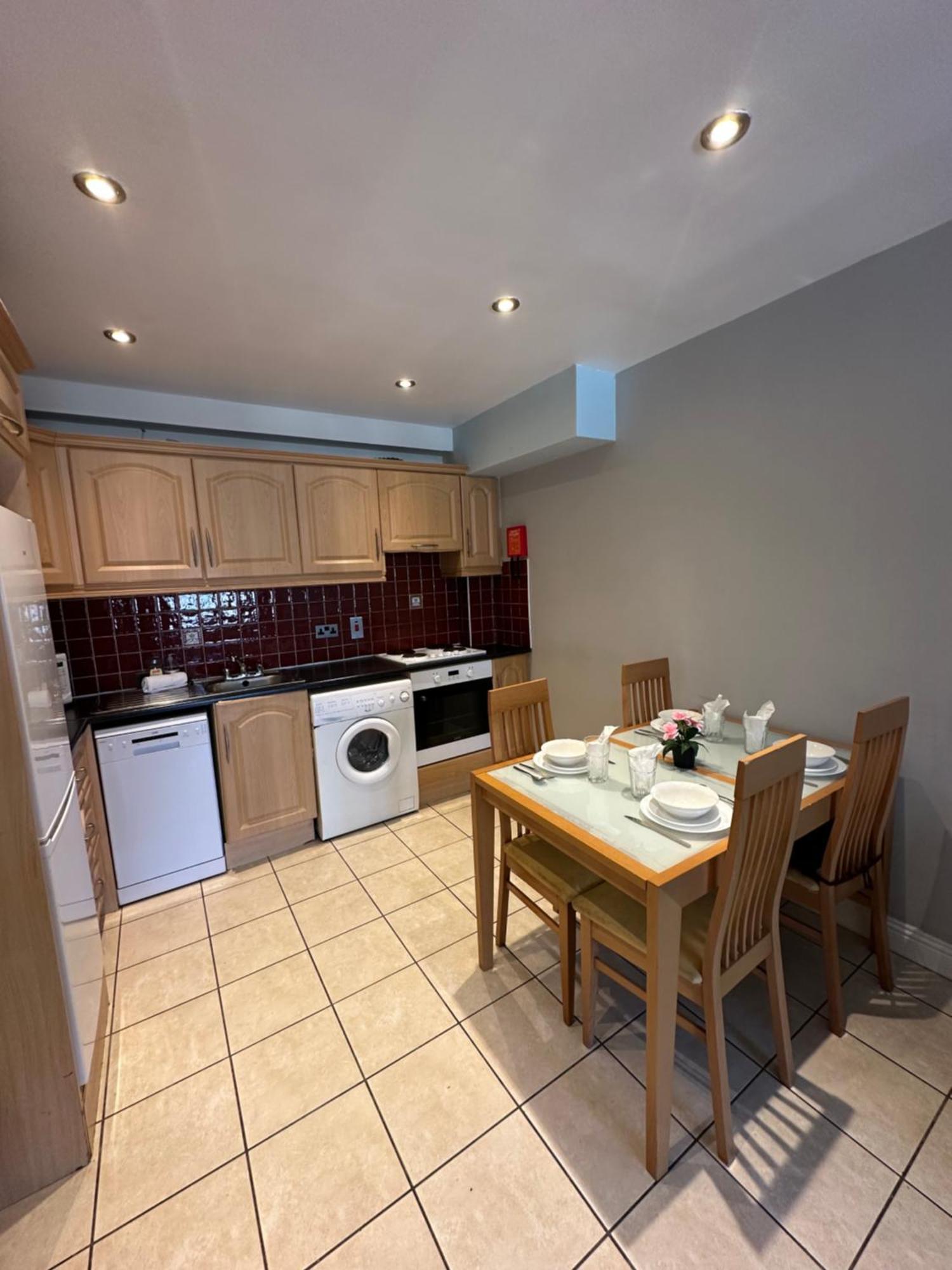 Waterlane Apartments Galway Kültér fotó